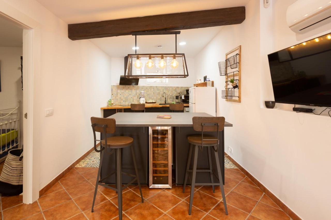 Detached Villa For 6 People In Lloret De Mar With Comunal Outdoor Swimming Pool Puigventos Экстерьер фото